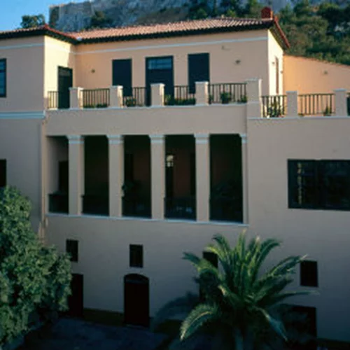 Ανοιχτή πρόσκληση σε εικαστικούς για τη διεθνή έκθεση "Εικαστικά Σύνολα - Visual Ensembles"